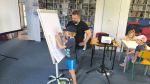 Dzieci rysują i malują w bibliotece