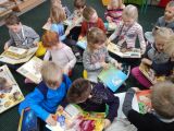 Zdjęcie z lekcji bibliotecznej