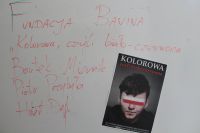 Kolorowa czyli biało-czerwona monodram Fundacji Banina