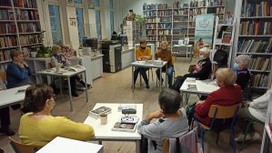 zdjęcie przedstawia panie podczas spotkania Klubu DKK dla dorosłych