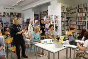 Zdjęcie wielu osób